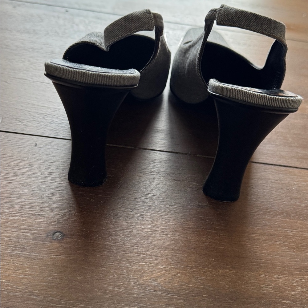 Size 8 38 Escada wool fabric gray Pumps - Picture 6 of 16
